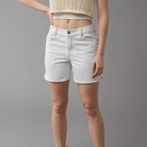 American Eagle Strigid High-Waisted 6" Relaxed Denim Short NEW Size 16 W…